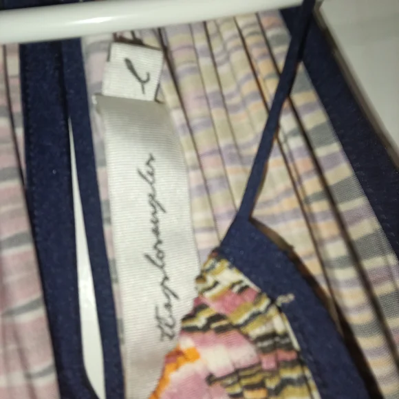 🦄 Elegant Multicolor Sleeveless Dress Size Large 24" And Stretchy - Picture 15 of 15